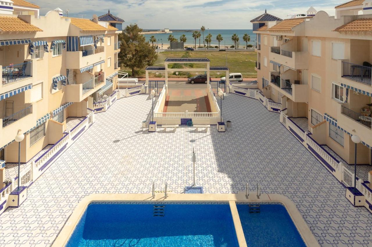 Raxi Apartment Torrevieja Bagian luar foto